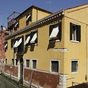 ** Frühstückspension Al Palazzetto Italien