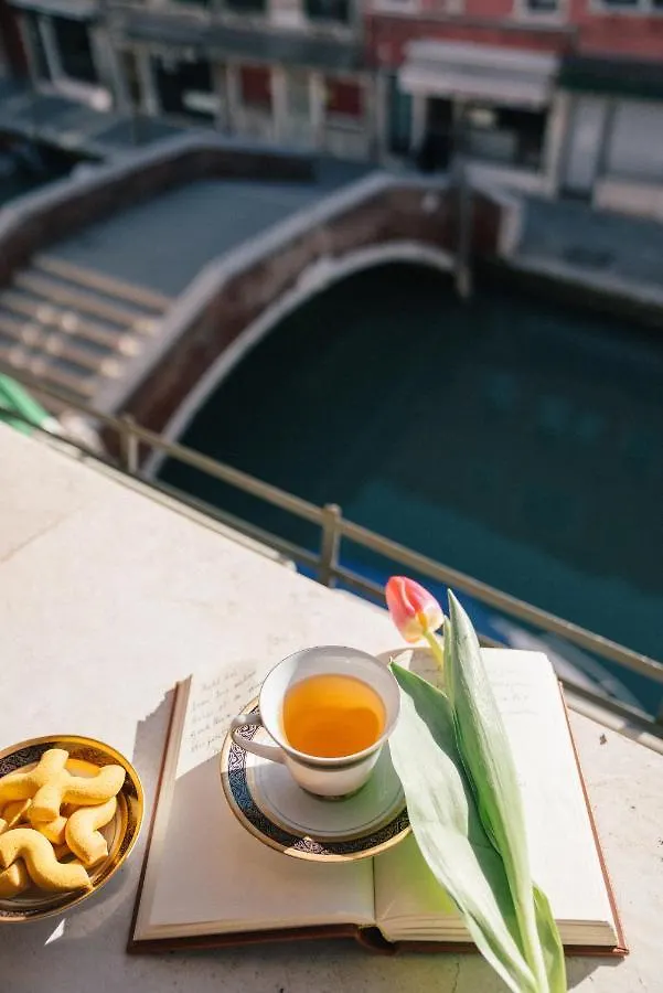 *** Bed & Breakfast Murano Palace Venice Italy